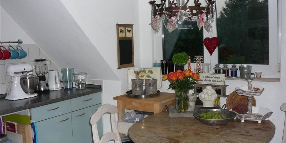 VERKAUFT - Maisonettewohnung mit kleiner Sonnenloggia, 2 Bädern & Tiefgaragenstellplatz 