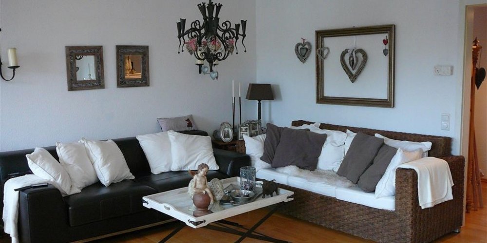 VERKAUFT - Maisonettewohnung mit kleiner Sonnenloggia, 2 Bädern & Tiefgaragenstellplatz 