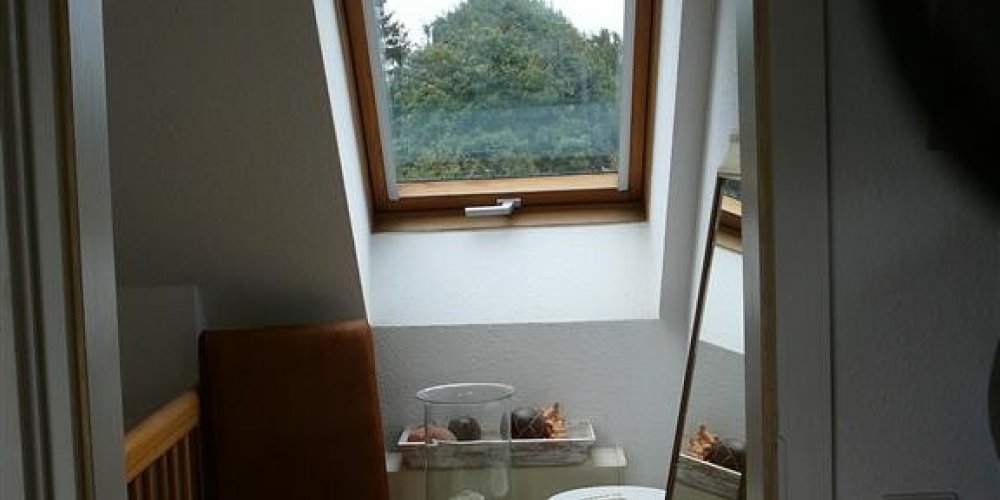 VERKAUFT - Maisonettewohnung mit kleiner Sonnenloggia, 2 Bädern & Tiefgaragenstellplatz 